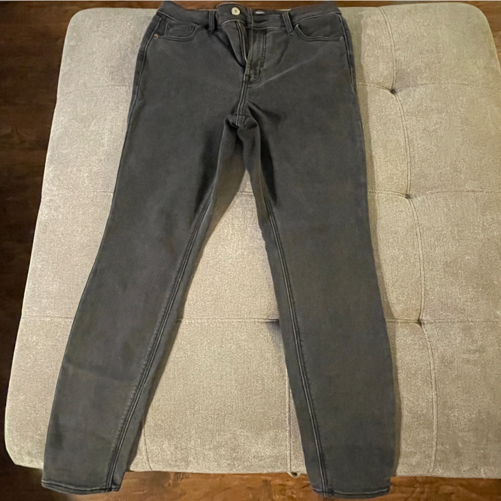 Old Navy Rockstar super skinny built-in warm high rise jeans size 10